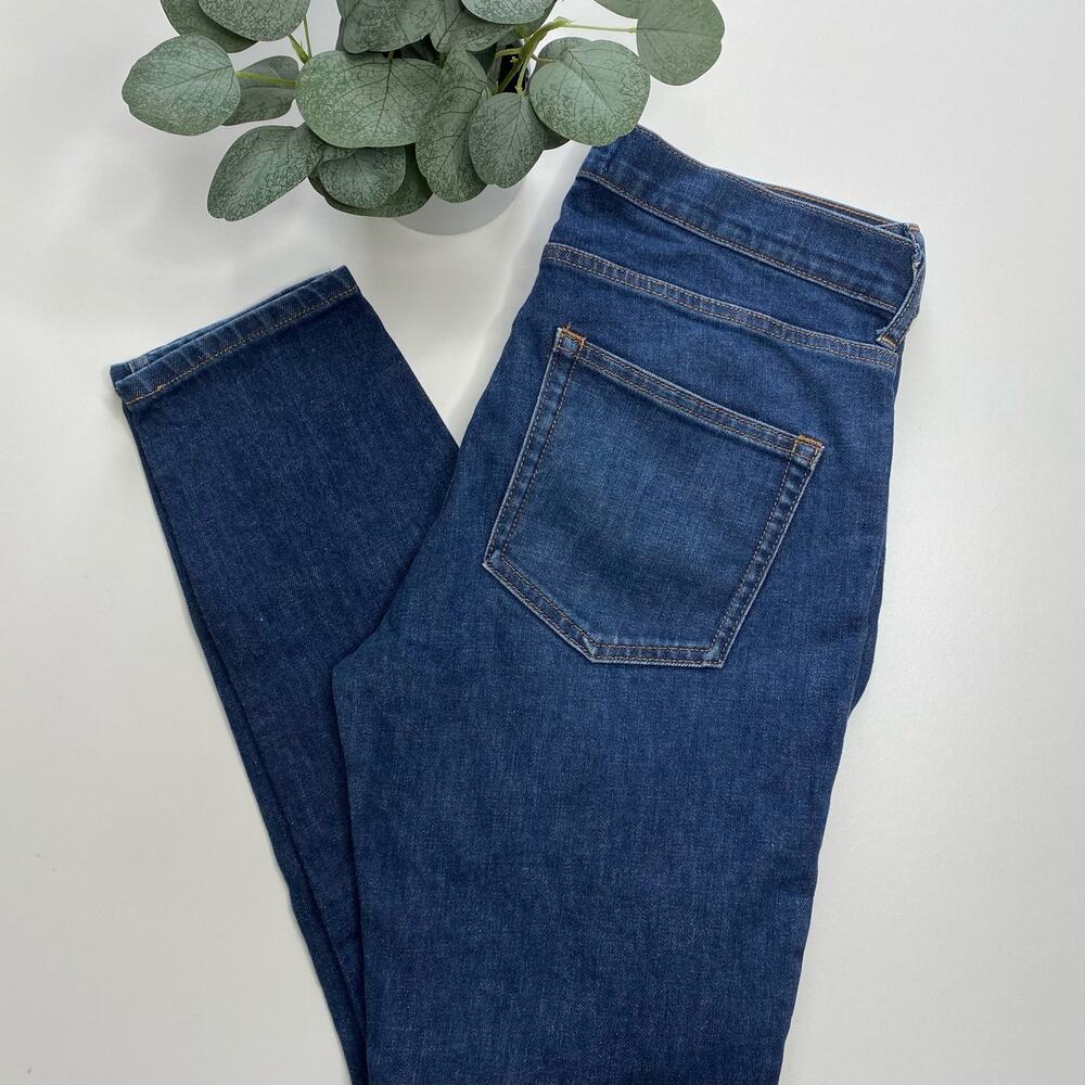 Everlane | High Rise Straight Leg Jean